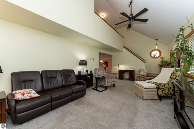 1735 Scully Road, Mt Pleasant, MI 48858