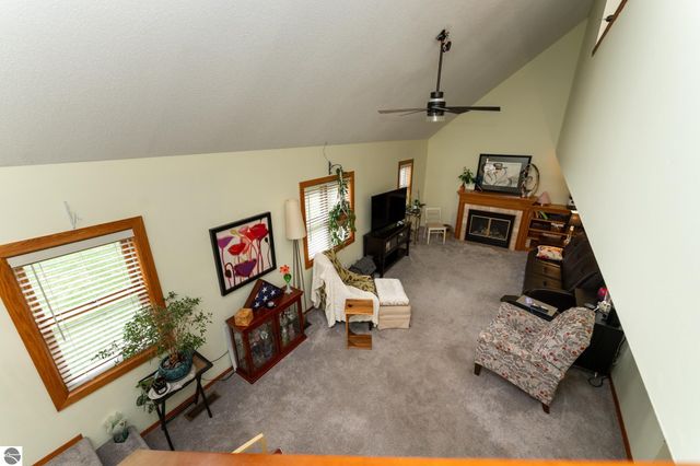 1735 Scully Road, Mt Pleasant, MI 48858