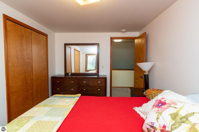 1735 Scully Road, Mt Pleasant, MI 48858