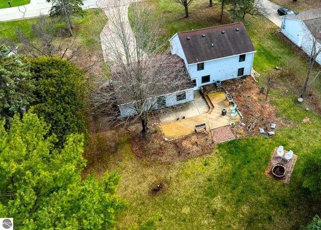 1735 Scully Road, Mt Pleasant, MI 48858