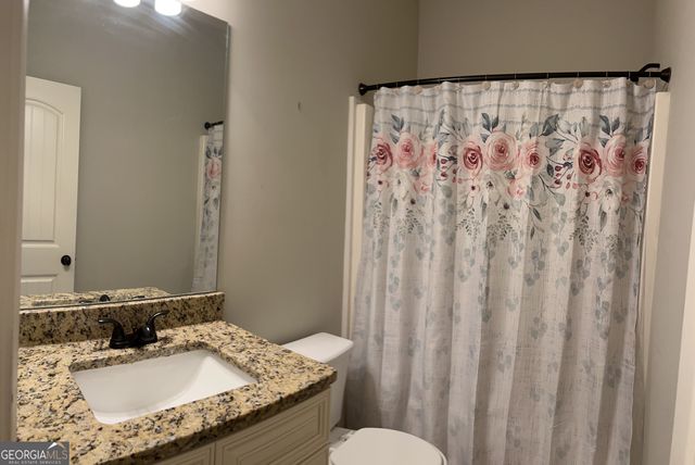5730 Rivermoore Drive, Braselton, GA 30517