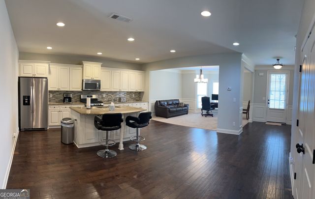 5730 Rivermoore Drive, Braselton, GA 30517