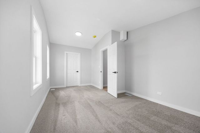 1N335 Purnell Street, Carol Stream, IL 60188