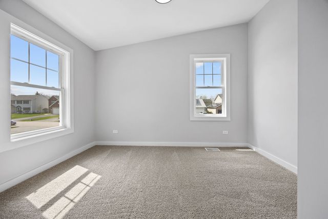 1N335 Purnell Street, Carol Stream, IL 60188