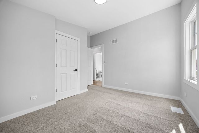 1N335 Purnell Street, Carol Stream, IL 60188