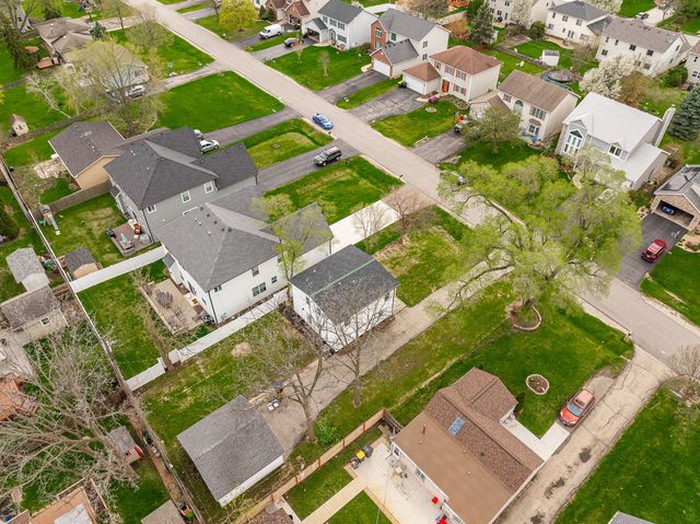 1N335 Purnell Street, Carol Stream, IL 60188