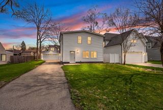 1N335 Purnell Street, Carol Stream, IL 60188