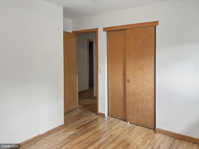 6213 Chowen Avenue N, Brooklyn Center, MN 55429