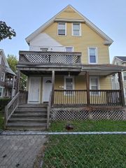 207 -209 White Street, Springfield, MA 01108