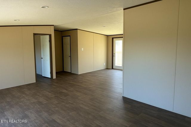 1415 Daysville Rd, Rockwood, TN 37854