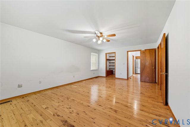 3425 Lindberg Ct, Disputanta, VA 23842