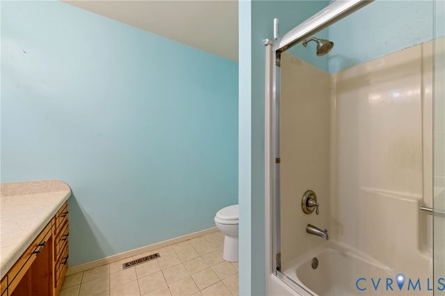 3425 Lindberg Ct, Disputanta, VA 23842