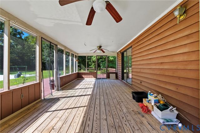 3425 Lindberg Ct, Disputanta, VA 23842