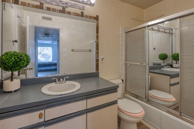 1601 Pennsylvania Street NE P4, Albuquerque, NM 87110