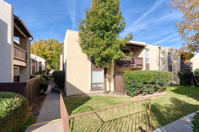 1601 Pennsylvania Street NE P4, Albuquerque, NM 87110