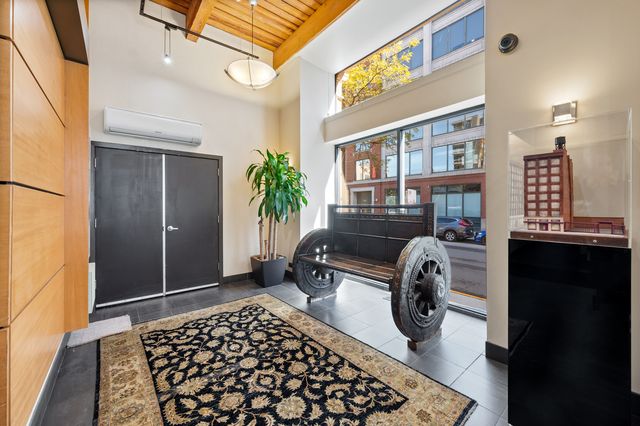 900 W JACKSON Boulevard 3W, Chicago, IL 60607