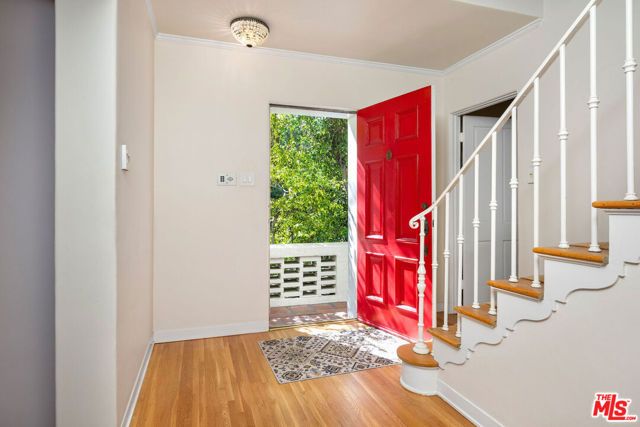 2120 Outpost Drive, Los Angeles, CA 90068