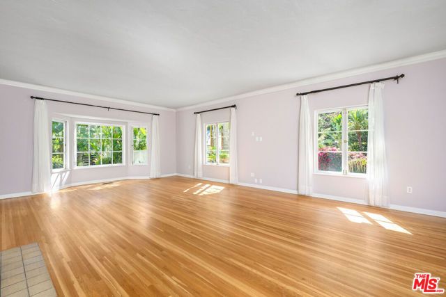 2120 Outpost Drive, Los Angeles, CA 90068