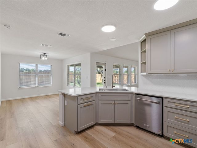 1625 Sunnybrook Drive, New Braunfels, TX 78130