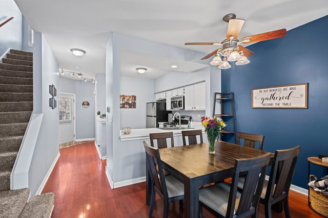 74 Harvest Gate 0, Lake In The Hills, IL 60156