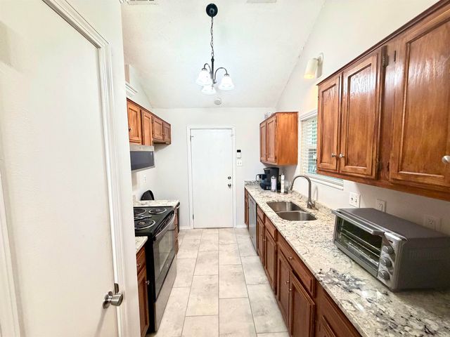 4 Red Oak Place, Maumelle, AR 72113