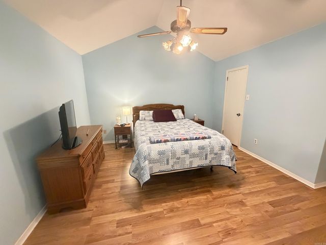 4 Red Oak Place, Maumelle, AR 72113