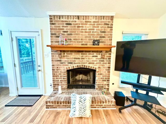 4 Red Oak Place, Maumelle, AR 72113