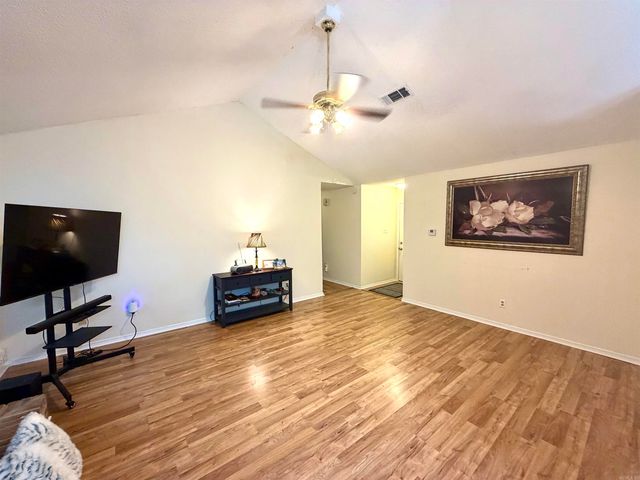 4 Red Oak Place, Maumelle, AR 72113