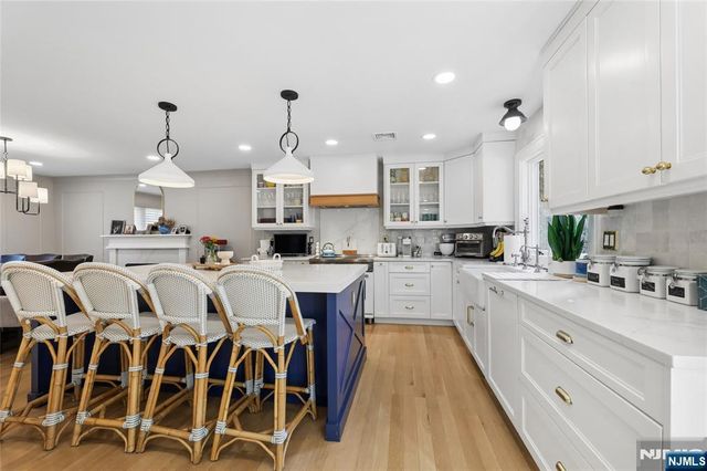 584 Sylvan Place, Haworth, NJ 07641
