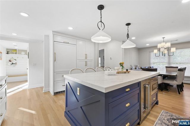 584 Sylvan Place, Haworth, NJ 07641