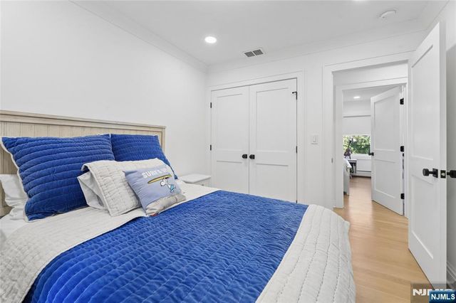 584 Sylvan Place, Haworth, NJ 07641