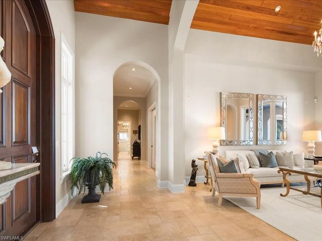 1750 4th ST S, Naples, FL 34102