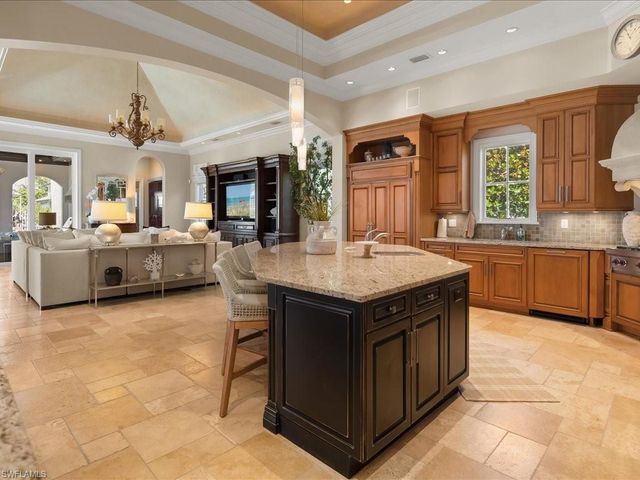 1750 4th ST S, Naples, FL 34102