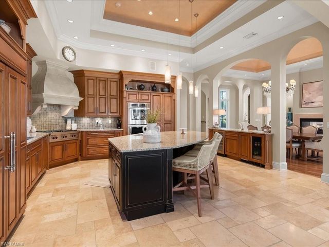 1750 4th ST S, Naples, FL 34102