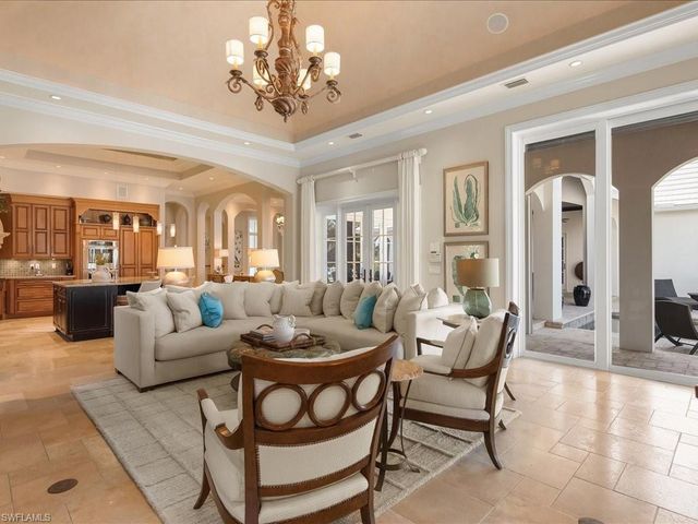 1750 4th ST S, Naples, FL 34102