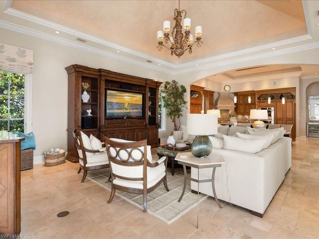 1750 4th ST S, Naples, FL 34102