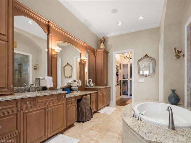 1750 4th ST S, Naples, FL 34102