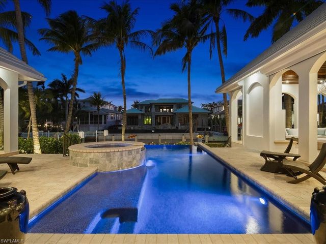 1750 4th ST S, Naples, FL 34102