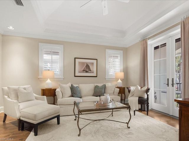 1750 4th ST S, Naples, FL 34102