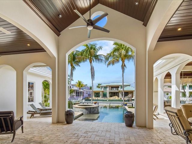 1750 4th ST S, Naples, FL 34102