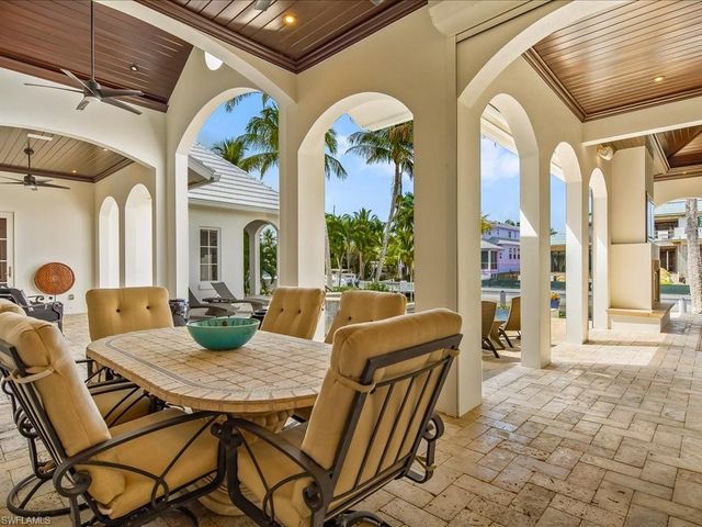 1750 4th ST S, Naples, FL 34102