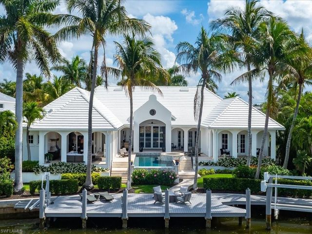 1750 4th ST S, Naples, FL 34102