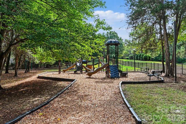 1418 Coachman Drive, Waxhaw, NC 28173