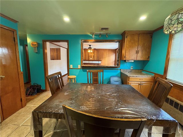 40 Standish Avenue, Providence, RI 02908