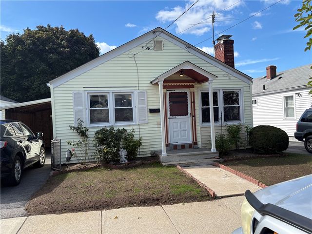 40 Standish Avenue, Providence, RI 02908