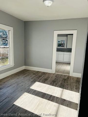 902 Woodlawn Drive, Sebring, FL 33870