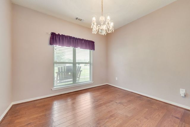 834 Rock Creek Lane, Red Oak, TX 75154