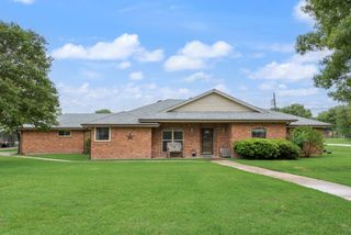 834 Rock Creek Lane, Red Oak, TX 75154