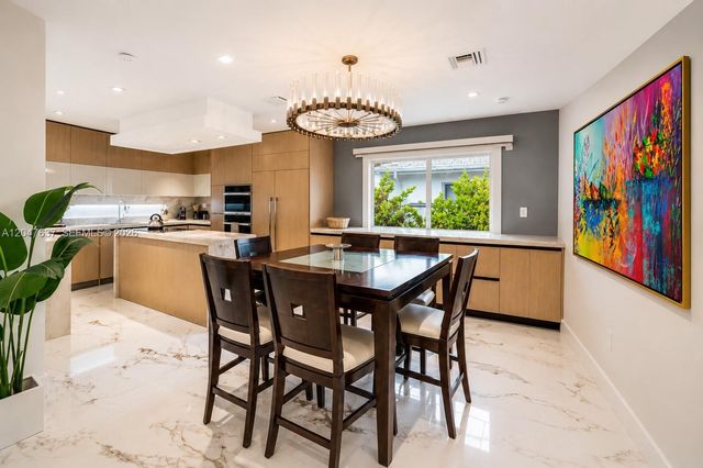 3504 Crystal View Court 0, Miami, FL 33133