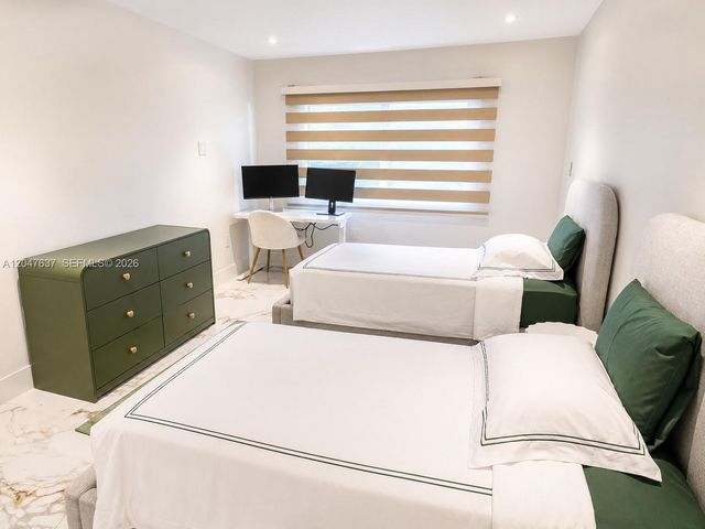 3504 Crystal View Court 0, Miami, FL 33133